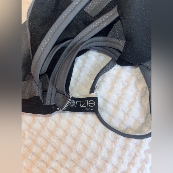 3 bikini tops, Size Large - Picture 5 of 7